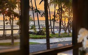 Marriott Waikiki Beach Resort And Spa